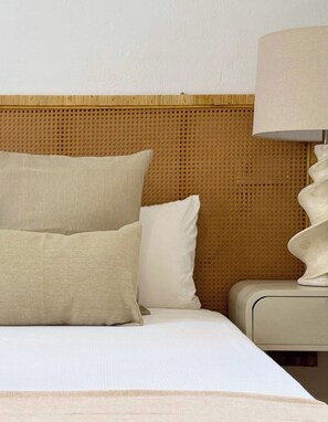 1 habitación, tabla de planchar con plancha y wifi 