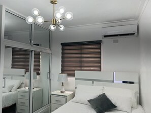 2 bedrooms, iron/ironing board, free WiFi, bed sheets