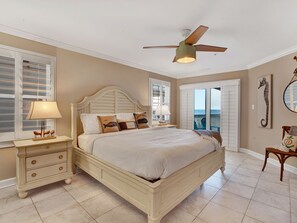 3 bedrooms, iron/ironing board, WiFi, bed sheets - Gorgeous Ocean Views from Balcony (Tybee Island)