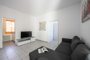 TV - Casa Palma, Lugano, Switzerland (Lugano)