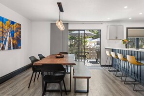 Condo (Snowmass Modern 3 bedroom w/ Hot Tub ) | Dining room
