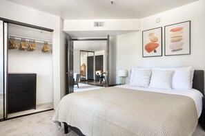 2 bedrooms, iron/ironing board, WiFi, bed sheets