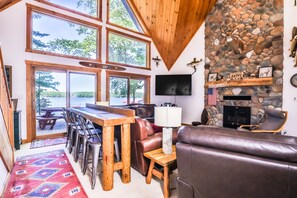 TV, fireplace, DVD player, books