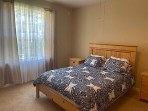 4 Schlafzimmer, Schreibtisch, Bügeleisen/Bügelbrett, kostenloses WLAN