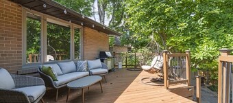 Luxury 4-Bedroom Spa Getaway Villa - HotTub/Sauna/Pool Table/EV(separate loft)