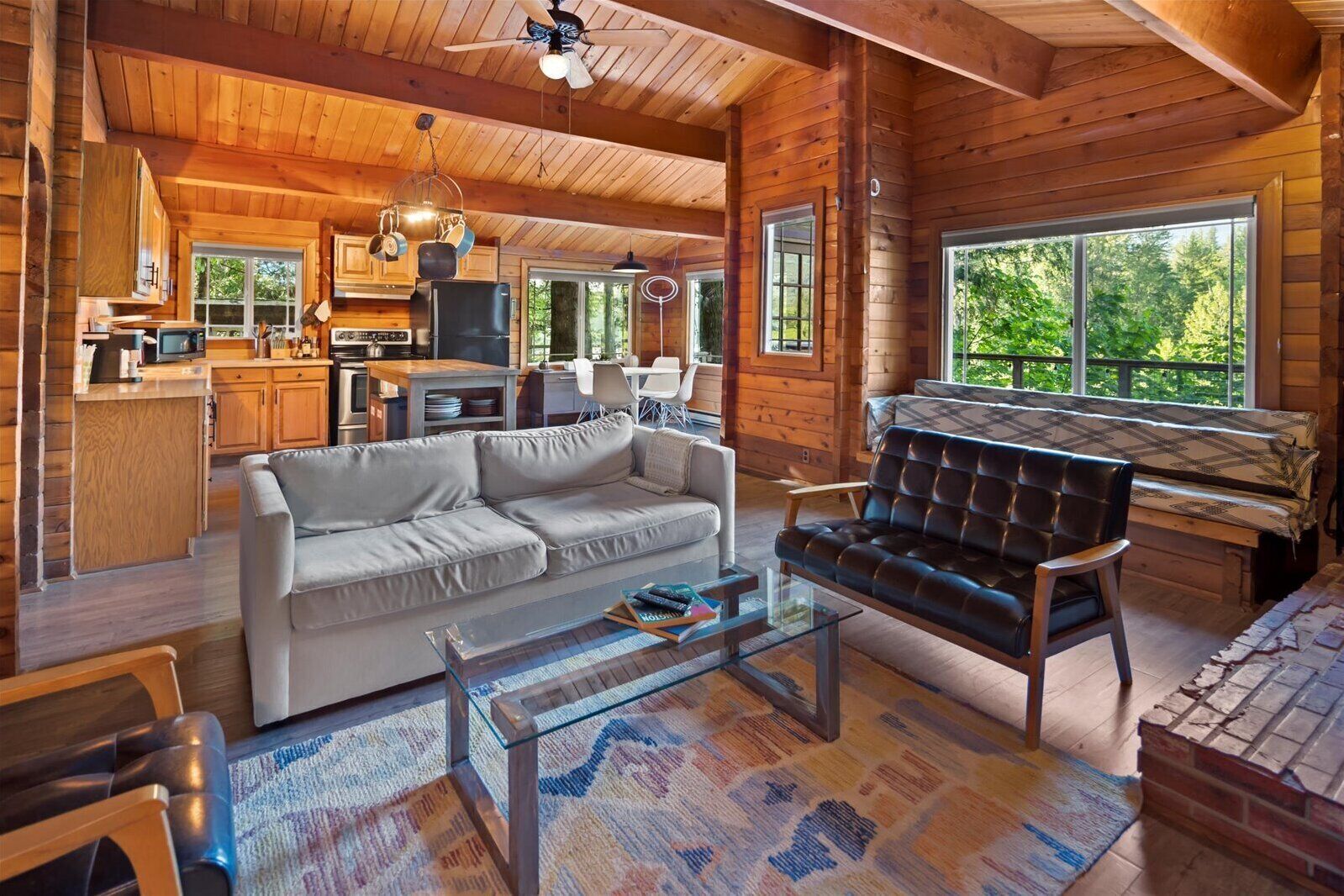 智能电视、壁炉