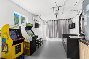 Spielezimmer