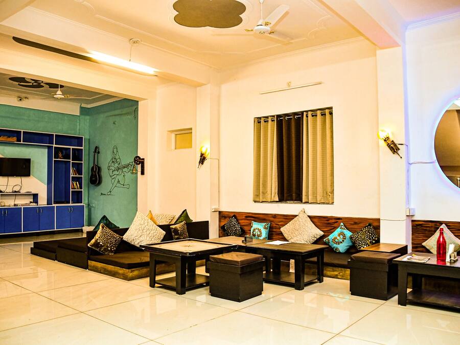 Children's play area - indoor