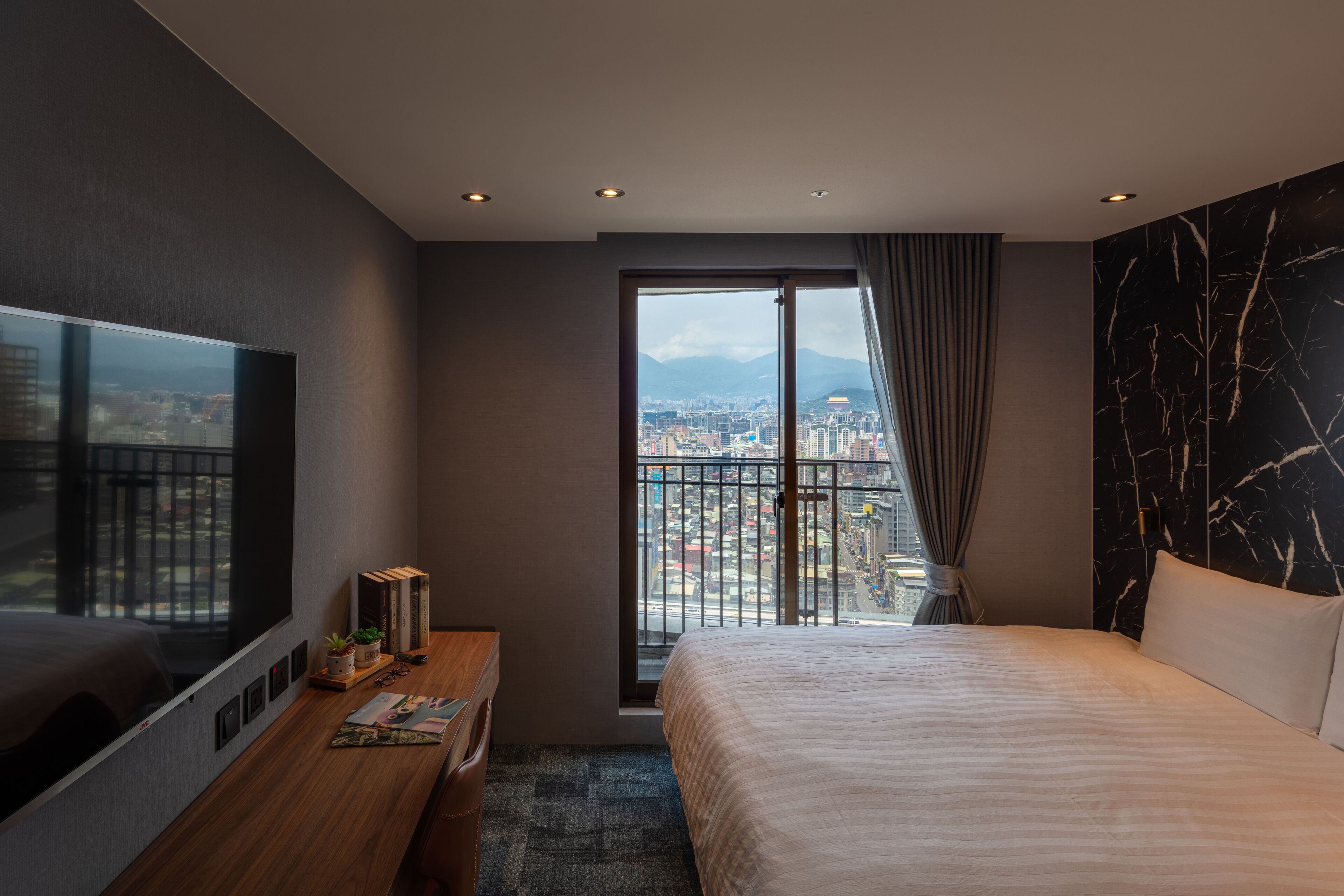 Foto - Roaders Plus Hotel Taipei Station