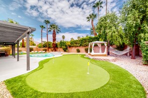 المنطقة المحيطة بالمنشأة