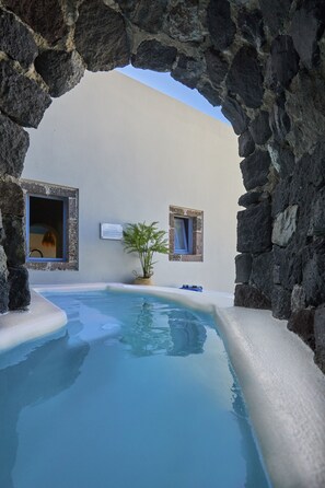 Opvarmet pool