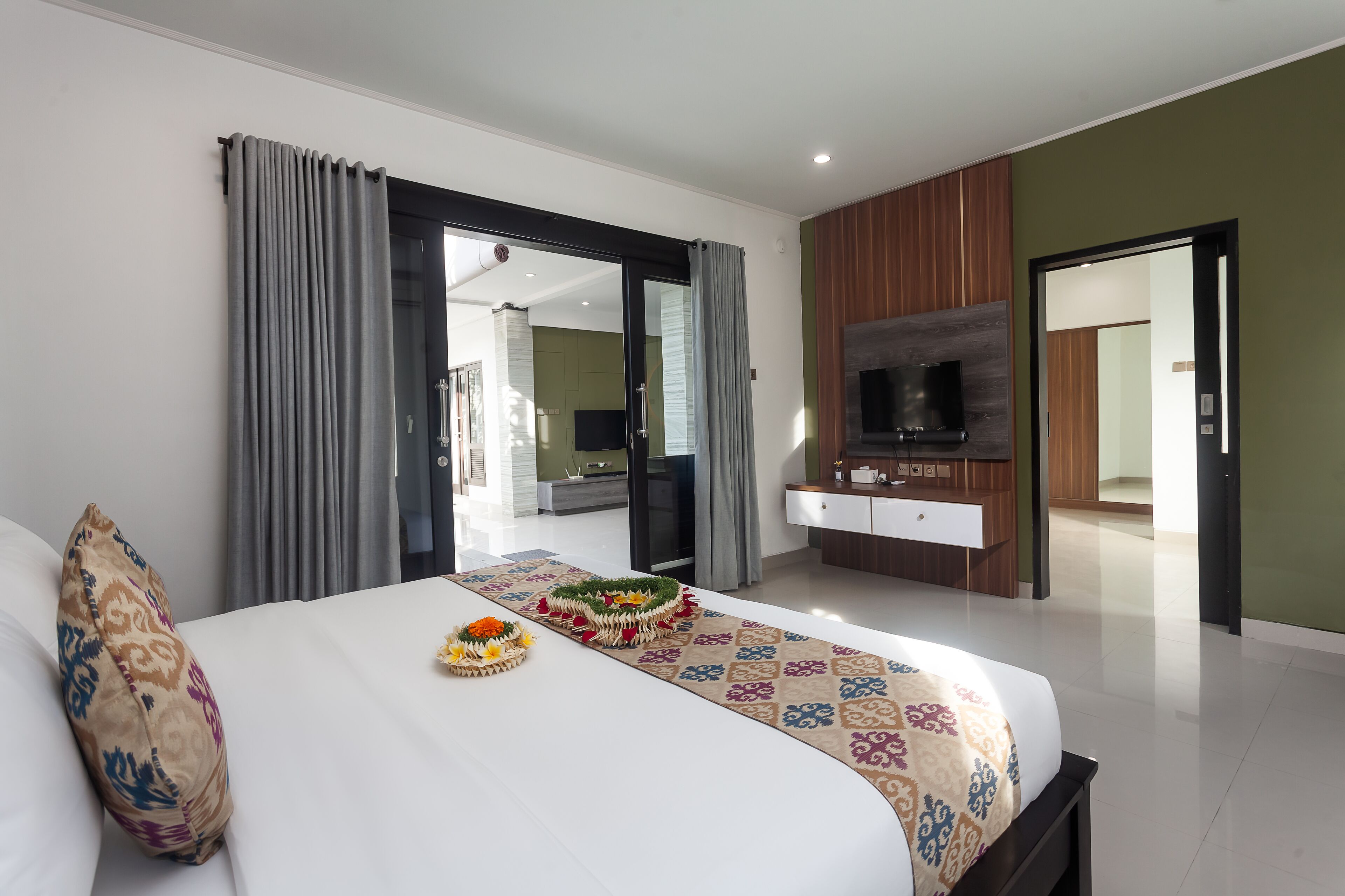 4 phòng ngủ, két bảo mật tại phòng, trang trí khác biệt 