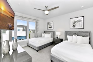 4 Schlafzimmer, Zimmersafe, Bügeleisen/Bügelbrett, Reisekinderbett
