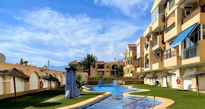 Apartment in Roquetas near Playa Serena