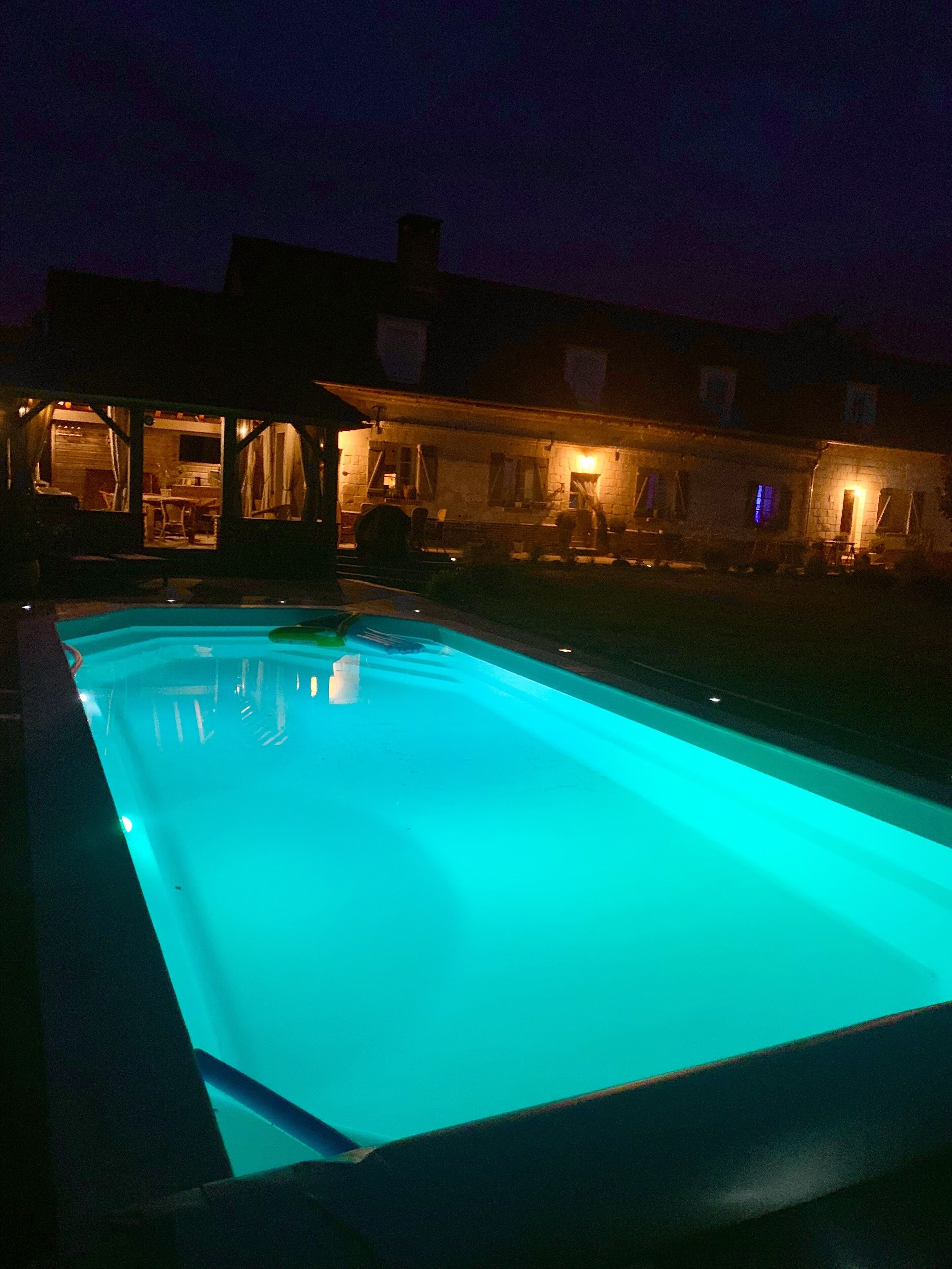 Piscine extérieure, piscine chauffée