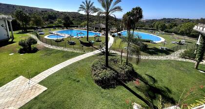 Velikolepnaya villa in Benahavise