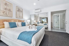 1 bedroom, iron/ironing board, free WiFi, bed sheets - 1 Bedroom Apartment 301/1 in Alassio Resort (Palm Cove)