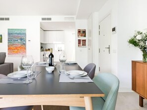 Dining - Scandinavian Style Luxury Apartment 50m from the Beach in Marbella (Marbella)