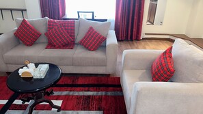 Smart TV de 43 pulgadas con canales por satélite, una televisión