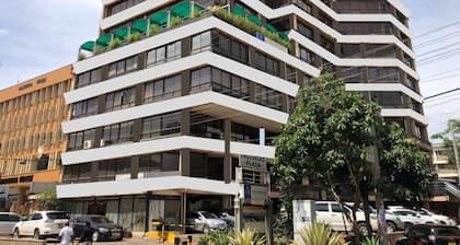 The Crossroads Hotel Westlands