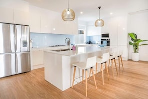 Fridge, microwave, oven, dishwasher