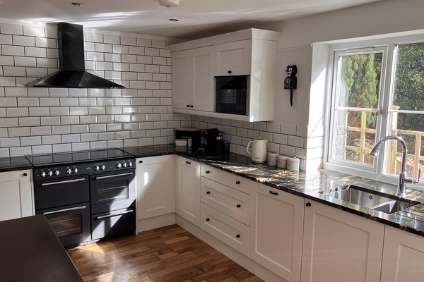 Refrigerador, microondas, horno, lavavajillas