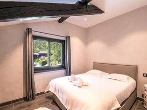 4 habitaciones, wifi gratis y ropa de cama 