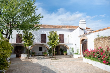 Exterior. Finca El Azahar