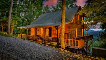 House, 3 Bedrooms | Exterior