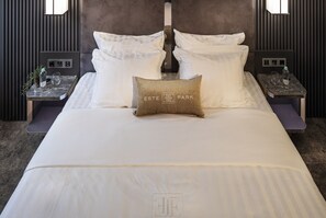 Egyptian cotton sheets, premium bedding, memory foam beds, minibar - ESTE PARK Hotel Plovdiv (Plovdiv)