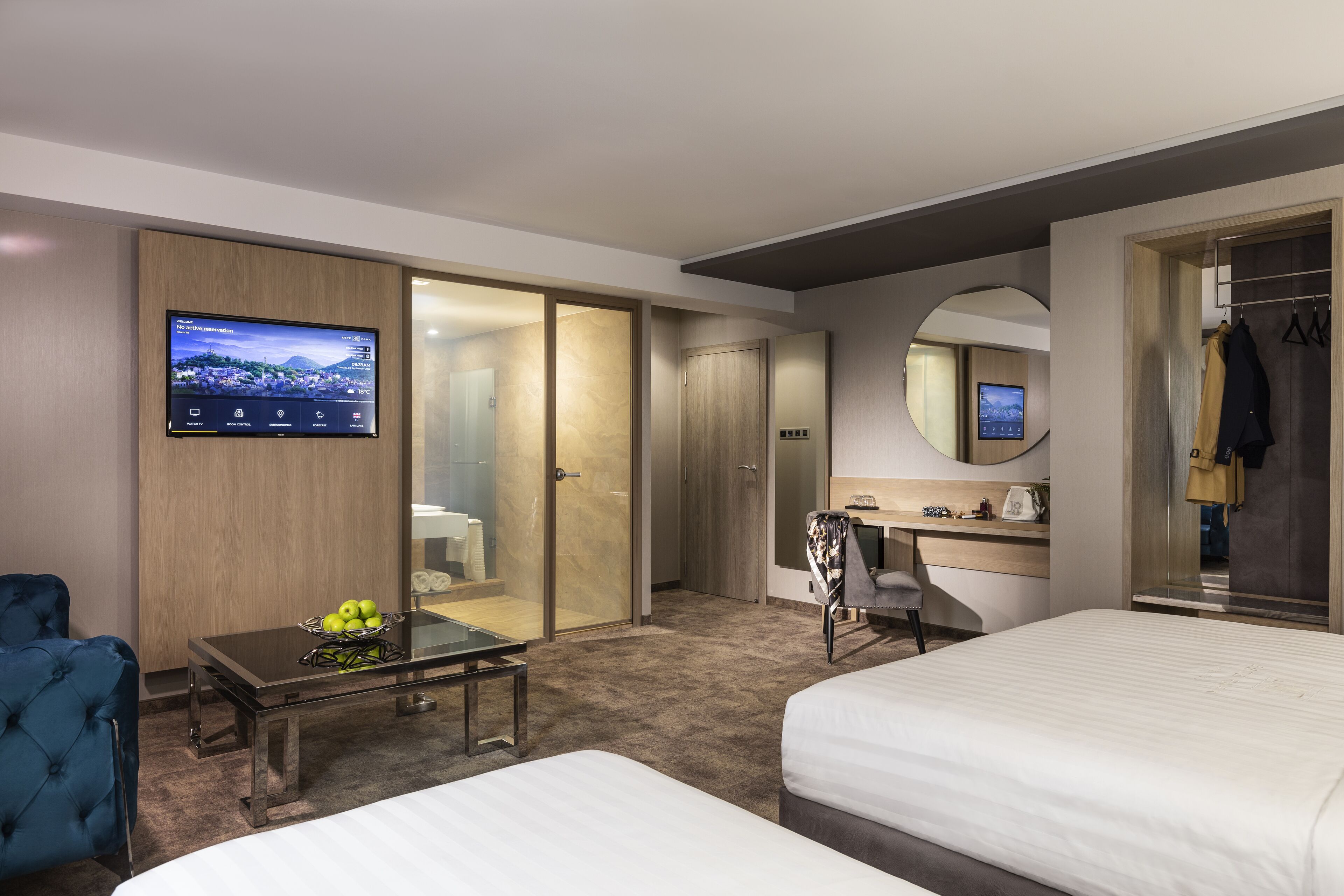 Deluxe Triple Room | Egyptian cotton sheets, premium bedding, memory foam beds, minibar