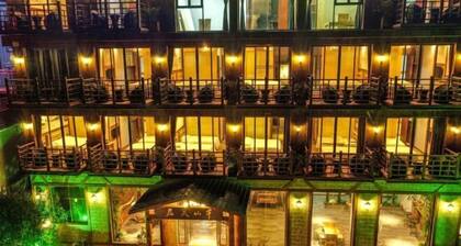 Hillside Mercure Zixing
