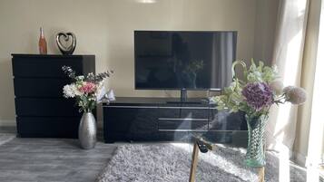 House, Multiple Beds | Interior