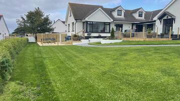 House | Bahagian luar