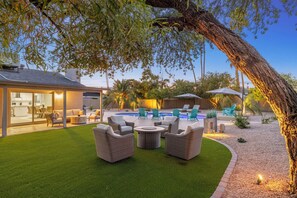 Terrace/patio - Poolside Palms, Huge Backyard w/ Fire Pit (Scottsdale)