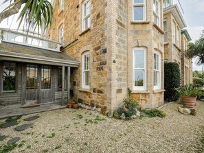 Exterior - Sunset House (Newquay)