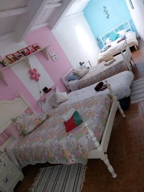 Hus | 3 soverom, wi-fi (inkludert) og sengetøy