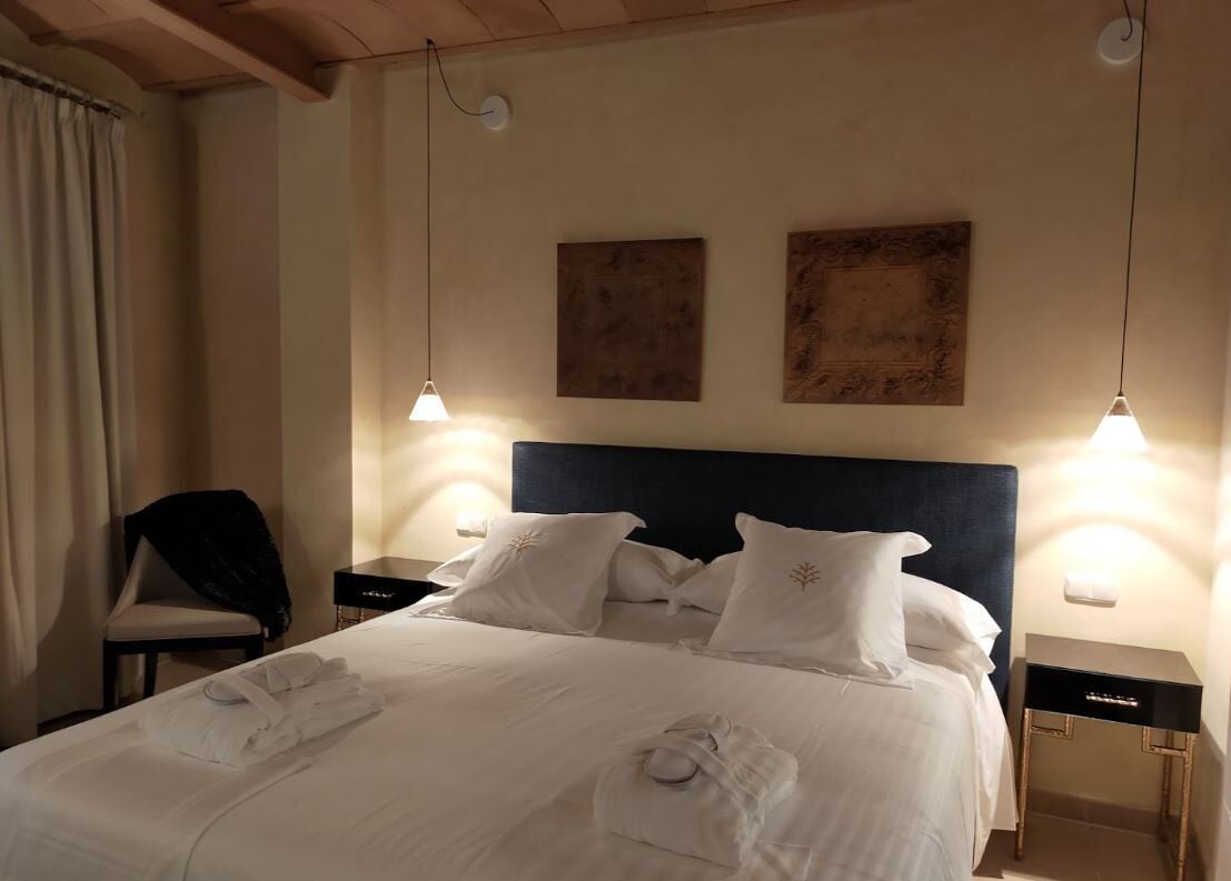 Basic-dobbeltværelse | Premium-sengetøj, dundyner, senge med madrasser af memory foam, minibar