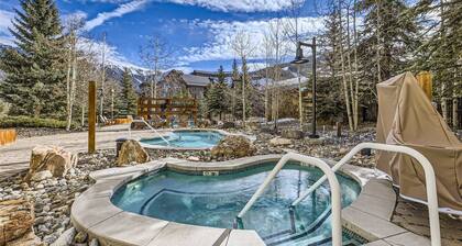 RARE Three Bedroom Lovely Passage Point Condo!!