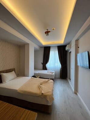 Classic Twin Room | Free WiFi - Grand Black Hotel (Mersin)