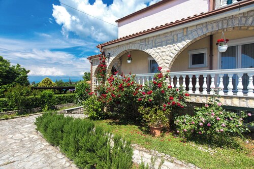 Studio mit Balkon und Pool