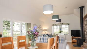 Fridge, dishwasher, electric kettle, toaster