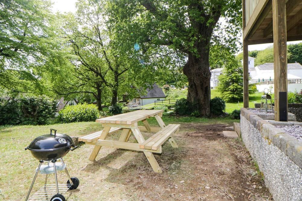 17 VALLEY LODGES, family friendly, with pool in Gunnislake