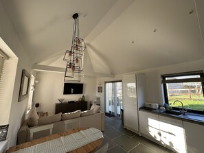 Interior - Stunning 2 Bed High Spec Country Cottage - v quiet (West Knoyle)