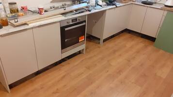 House, Multiple Beds | Private kitchen | Fridge, microwave, oven, stovetop