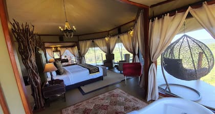 TARANGIRE KURO TREETOP LODGE