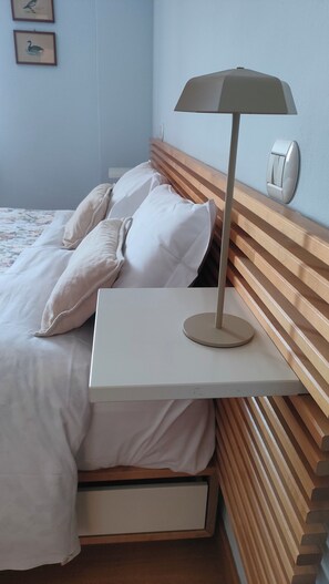 2 bedrooms, desk, iron/ironing board, travel cot