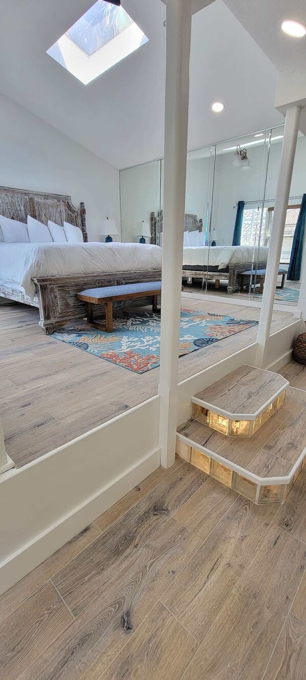 House, Multiple Beds, Pool Access, Pool View | 4 bedrooms, free WiFi, bed sheets - Bahama Mama House (South Padre Island)