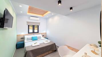 3 sovrum, vÀrdeförvaringsskÄp pÄ rummet och strykjÀrn/strykbrÀda