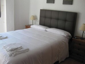 2 bedrooms
